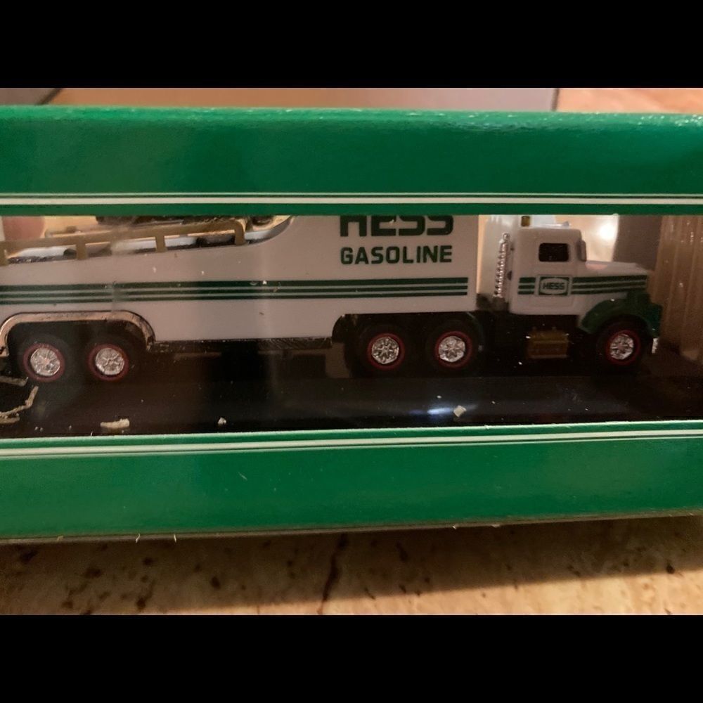 2001 Hess miniature Racer Transport New In Box - Picture 5 of 6